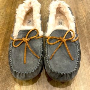 Like new UGG Moccasins